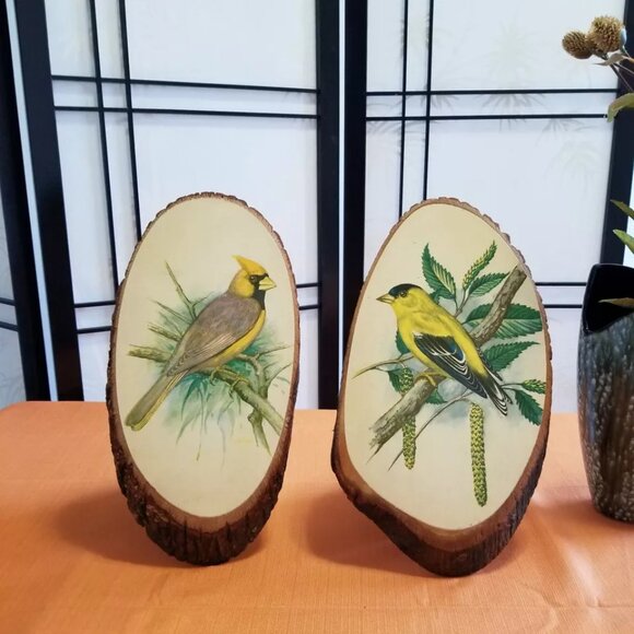 Pair of P.H. Gonner Bird Prints/Log Plaques - 1940's - Yellow Cardinal & Finch - Picture 1 of 6